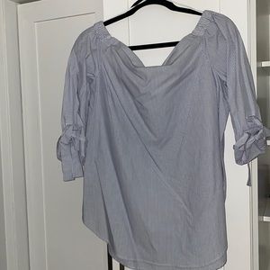 Aritzia babaton off the shoulder top